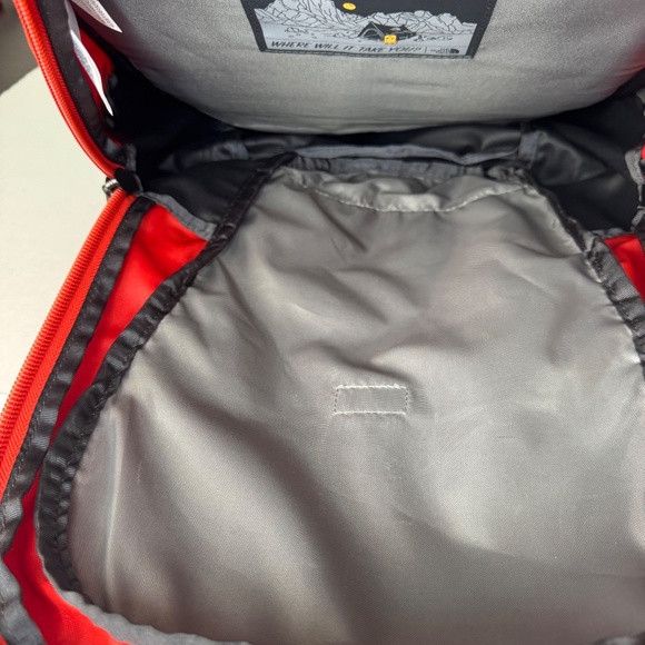 North Face Reese's Connector Backpack /Orange & Grey/Reflective Details/NWT/Rare - Picture 9 of 10